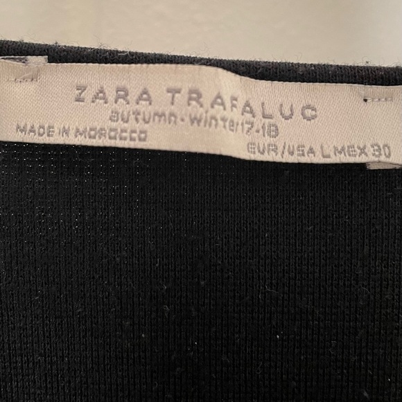 Zara Trafaluc Autumn-Winter Women’s Knit Top With 3/4 Sleeves and Ruffles - Picture 2 of 3